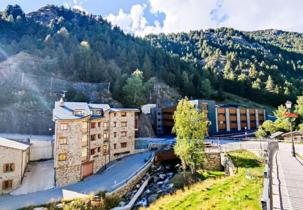 Unico Piso Colorido Y Divertido En Ransol - Increibles Vistas Al Rio Y Naturaleza - Ideal Familias L By Bonesvacances 안도라라베야 외부 사진